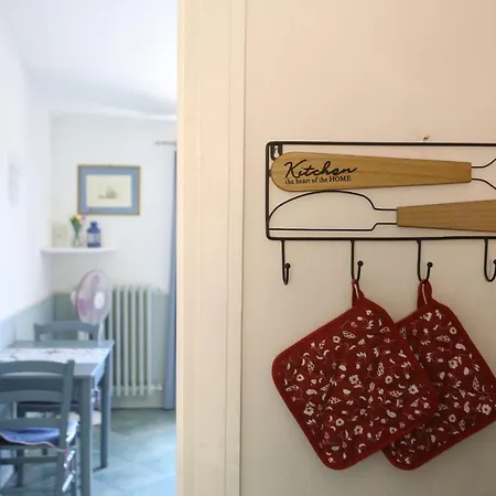 Ca' La Stella Sea-view Aparthotel