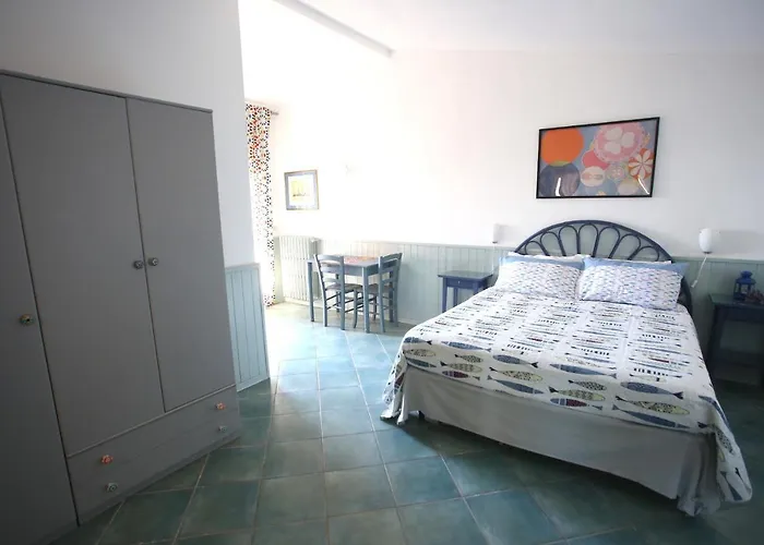 Ca' La Stella Sea-view Aparthotel Porto Azzurro