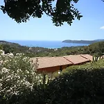Ca' La Stella Sea-view Апарт-отель Порт-Аццурро