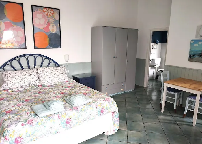 Ca' La Stella Sea-view Aparthotel Porto Azzurro